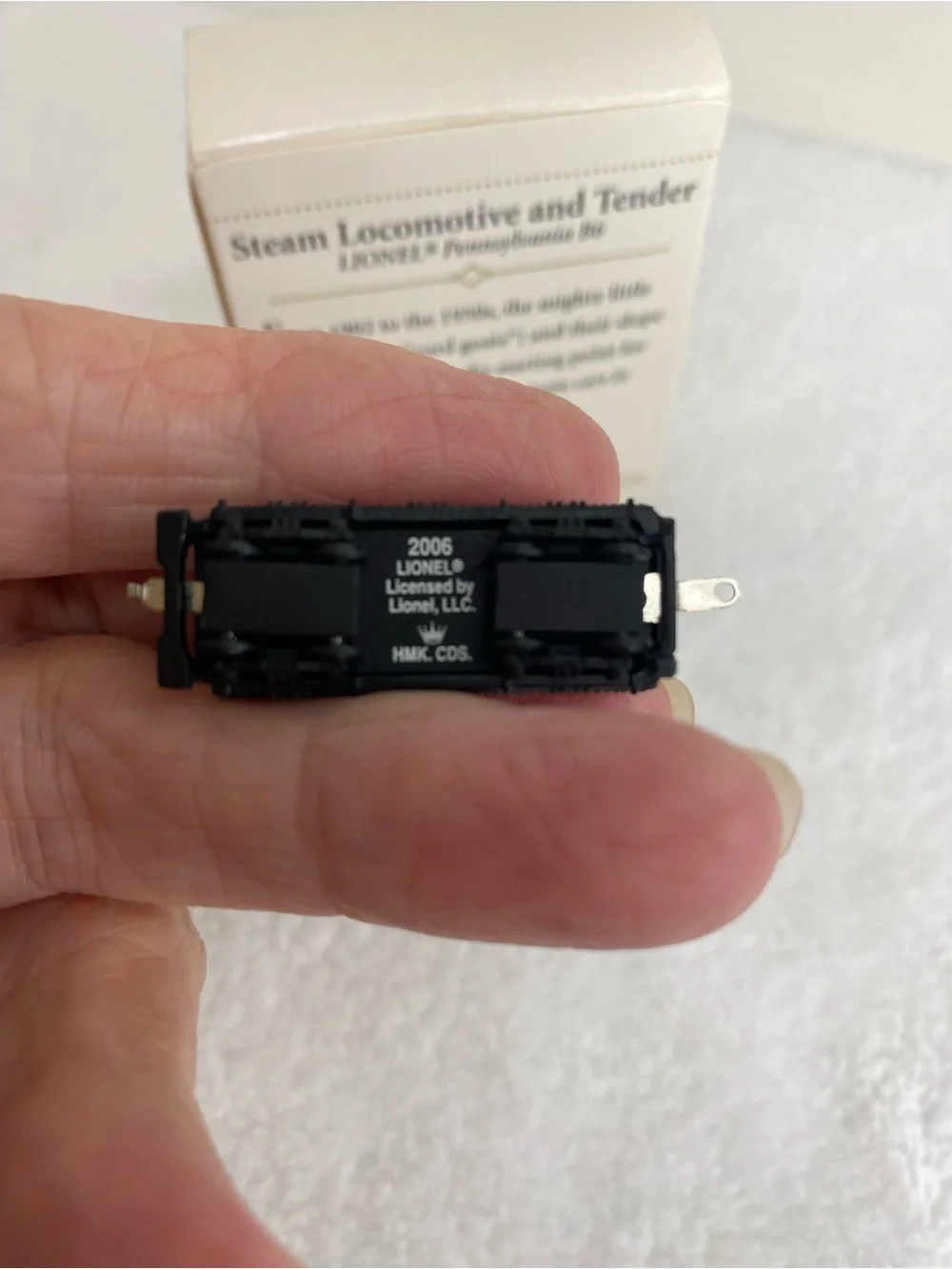 Hallmark Keepsake 2006 Steam Locomotive & Tender Lionel Pennsylvania B6 Ornament